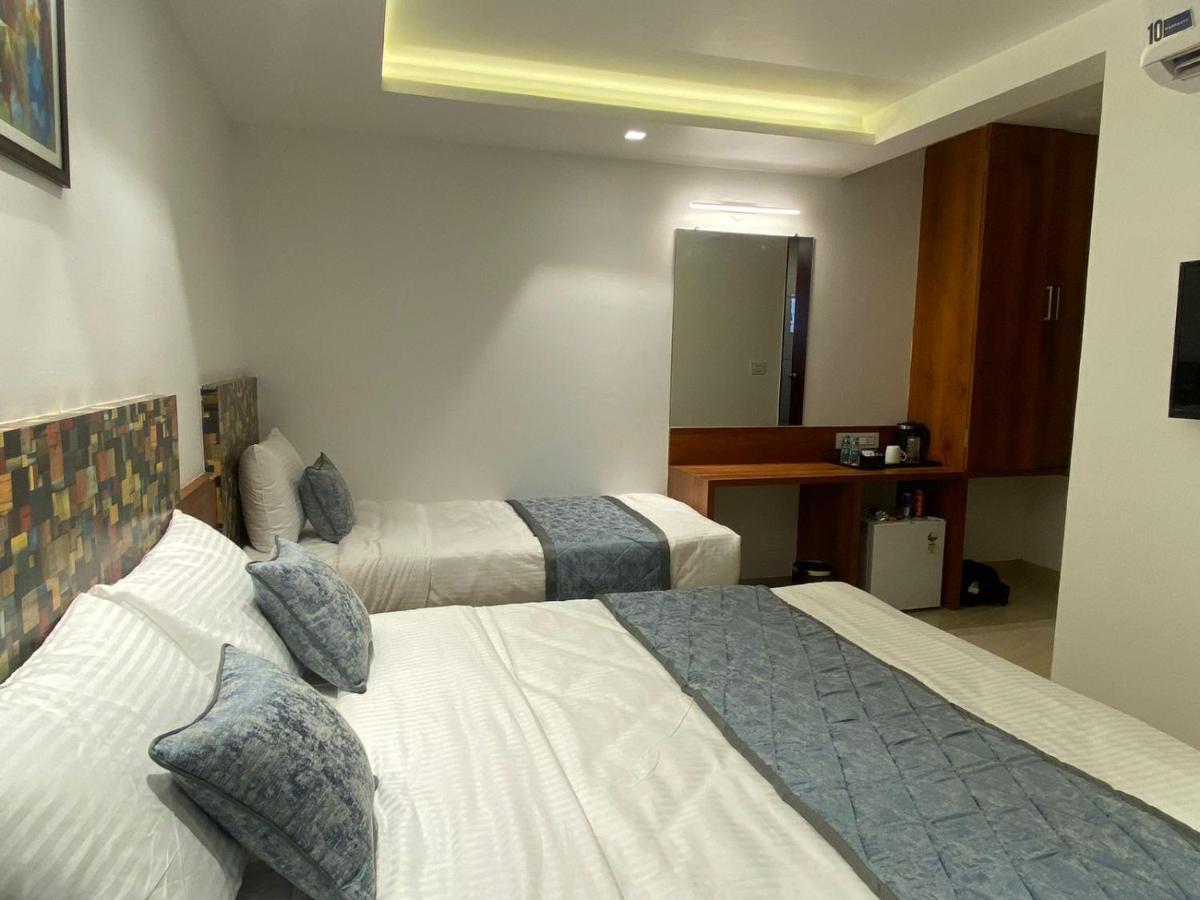 The Urban Hive Hotel Belgaum Eksteriør billede