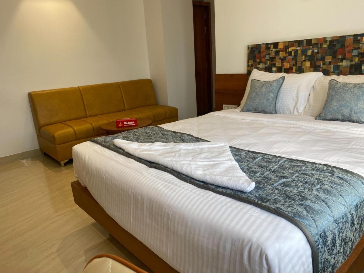 The Urban Hive Hotel Belgaum Eksteriør billede