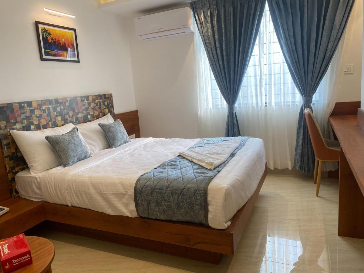 The Urban Hive Hotel Belgaum Eksteriør billede